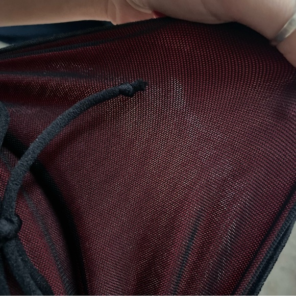 BLACK AND RED MESH TIE TANK TOP - Picture 3 of 4